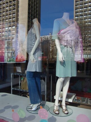 Effortless Style and Comfort in the City with Psling