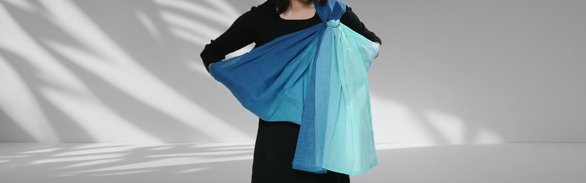 Official illustrated guide to preparing, wearing and using a PsLing ring sling
